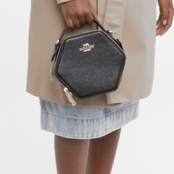 COACH | Hexagonal Crossbody Purse - Picture 4 of 16